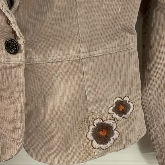 Aziz Womens S Beige Embroidered Corduroy Blazer Jacket With Floral Design - Picture 3 of 12